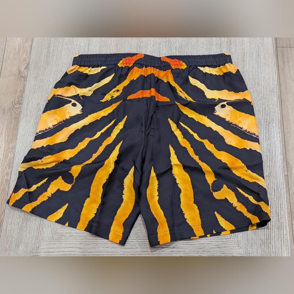 $960 Mens Burberry Animal Print Silk Shorts Bright Orange XL - Picture 3 of 9